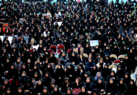 تصاویر/ هفتمین تجمع بزرگ زنان عاشورایی در تهران