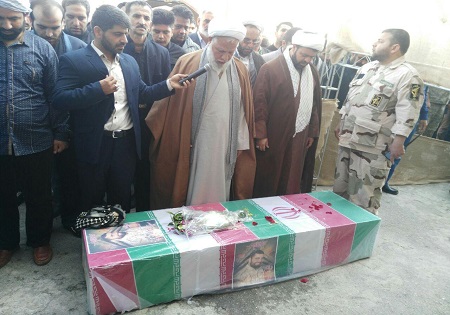 اولین شهید مدافع حرم سال 96 به خاک سپرده شد+تصاویر