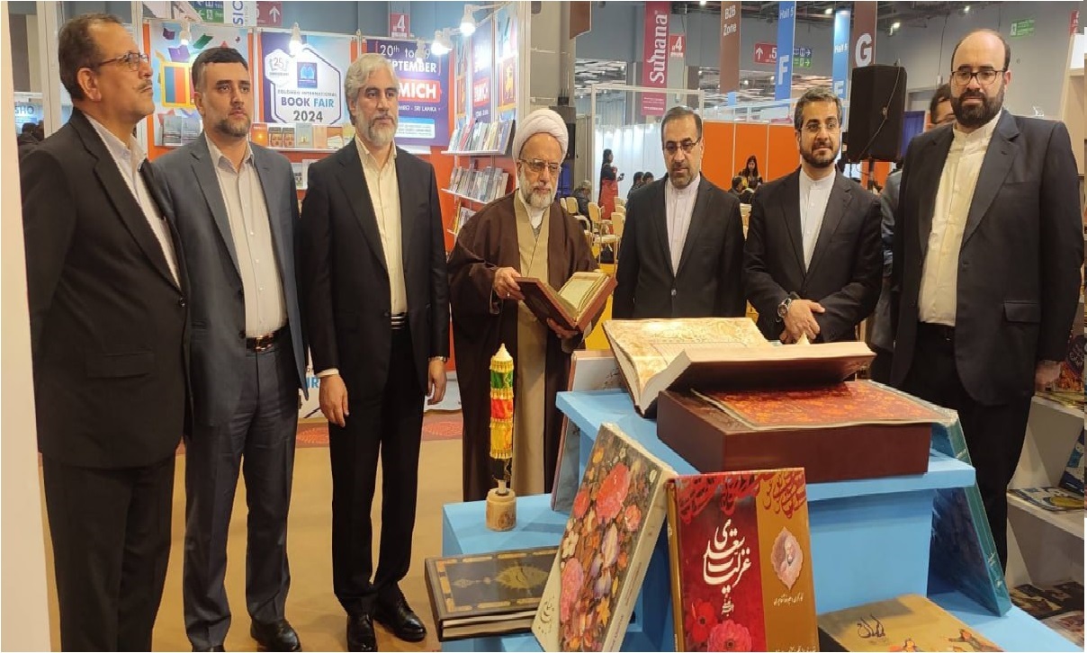 افتتاح غرفه ایران در نمایشگاه کتاب دهلی نو/ عرضه آثار ایرانی به زبان هندی جریان بزرگ فرهنگی را ایجاد خواهد کرد