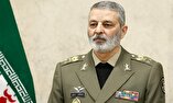 سرلشکر موسوی دریافت «نشان فتح» از فرمانده معظم کل قوا را به کارکنان ارتش تبریک گفت