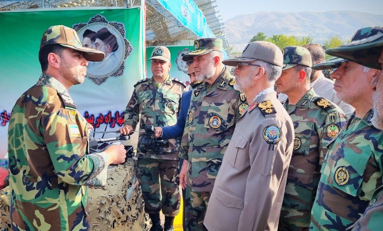سردار شیرازی از نمایشگاه توانمندی‌های نیروی زمینی ارتش بازدید کرد