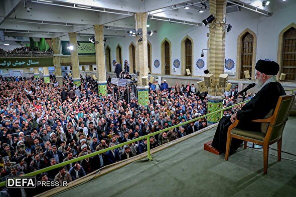 تصاویر/ سخنرانی رهبر معظم انقلاب اسلامی در حسینیه امام خمینی(ره)