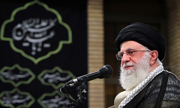 قائد الثورة الاسلامية: الشعب الايراني احبط مؤامرة خطيرة