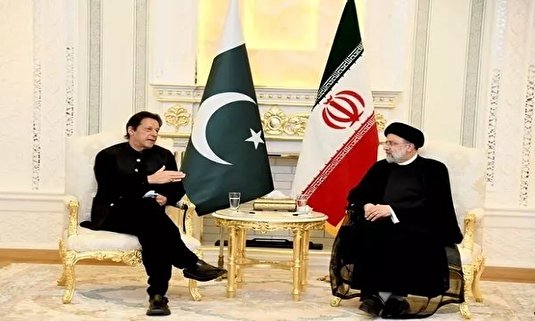 الرئيس الايراني يجري مباحثات مع رئيس الوزراء الباكستاني