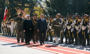 Iran's president receives his Iraqi counterpart