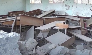 Yemeni Teacher Turns His Home into School for 700 Students