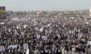 Thousands of Yemenis Rally in Sana’a to Denounce Saudi Aggression