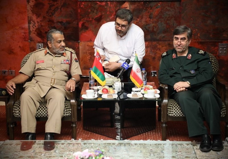 Iran, Oman Eye Military Medicine Cooperation
