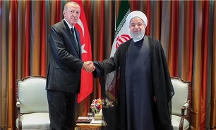 Iran, Turkey Able to Guarantee Regional Peace through Cooperation