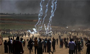Israeli Forces Kill 2 Palestinians, Injure +60 in Gaza