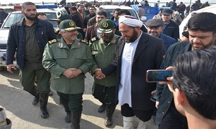 IRGC Commander Visits Flood-Affected Areas North of Iran for 2nd Time