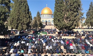 40,000 Muslims Perform Friday Prayers at Al-Aqsa Amid Tight Israeli Security Measures