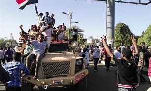 Sudanese Opposition Insists on Civilian Government
