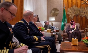 Saudi Crown Prince, CENTCOM Commander Meet in Riyadh