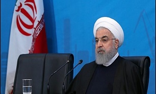 Iranian President Underlines Need for Increasing Foreign Currency Revenues, Oil Sales