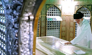 Leader dusting off Imam Reza Shrine to prepare for Muharram
