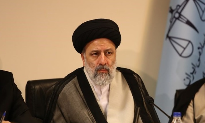 Iran Judiciary Chief Wishes Iraqi Top Cleric Full Health after Surgery