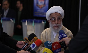 Ayatollah Jannati mocks US new sanctions on him