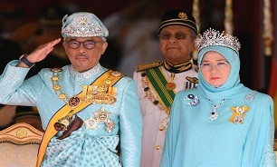 Malaysia's King, Queen Quarantined after Staffers Test Positive for Coronavirus