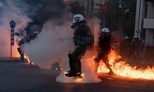 Violence Erupts at Rally in Athens against New Protest Law