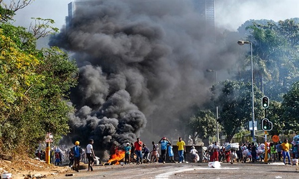 Over 210 people killed in riots in South Africa: minister